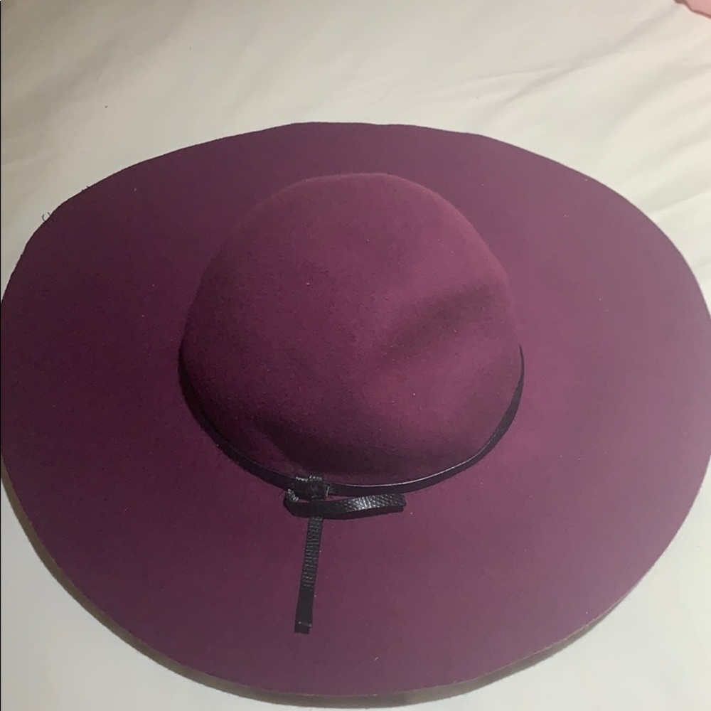 Beach hat